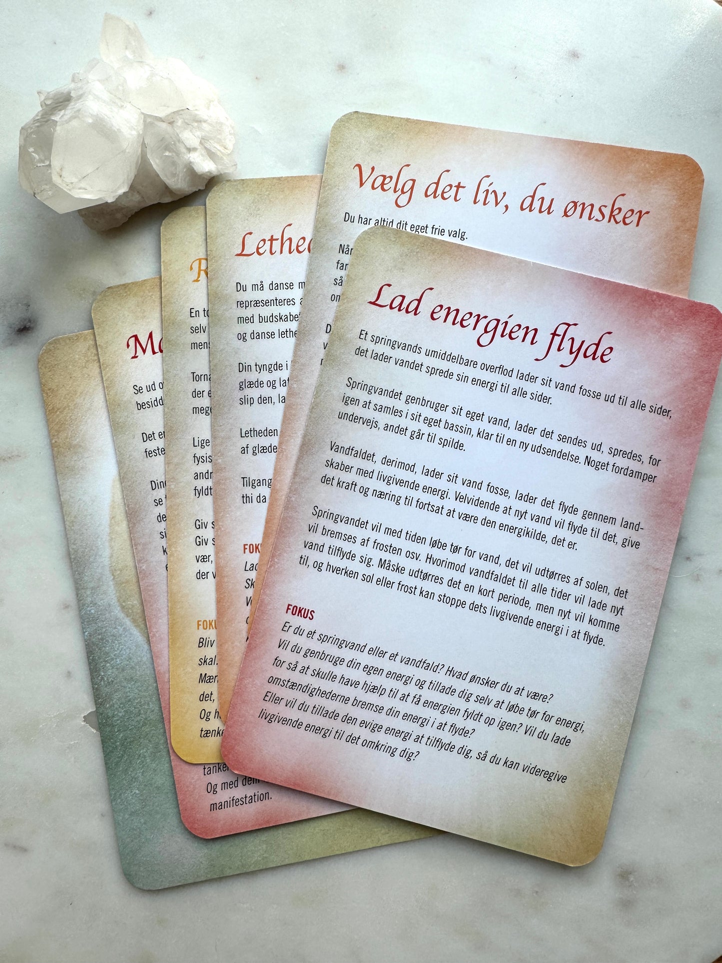 Orakelkort til personlig udvikling og daglige budskaber fra engle og guider